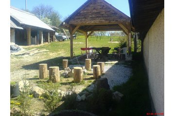 Ungārija Privát Aggtelek, Eksterjers